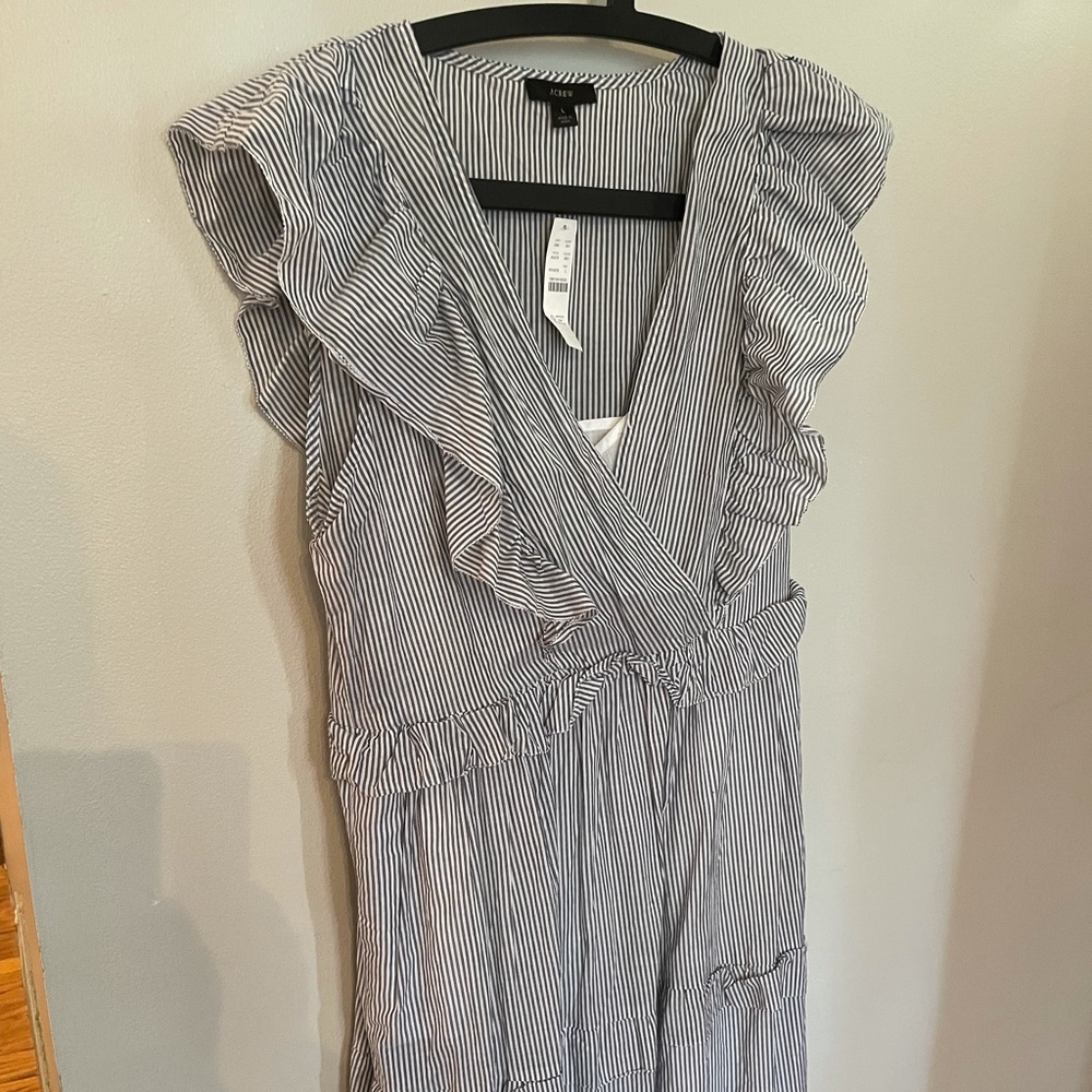 NWT! JCrew navy/navy dress with ruffle sleeve.